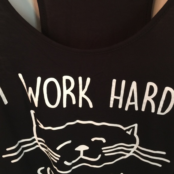 🐈Work hard so my cat can have a better life tank. - Picture 4 of 4