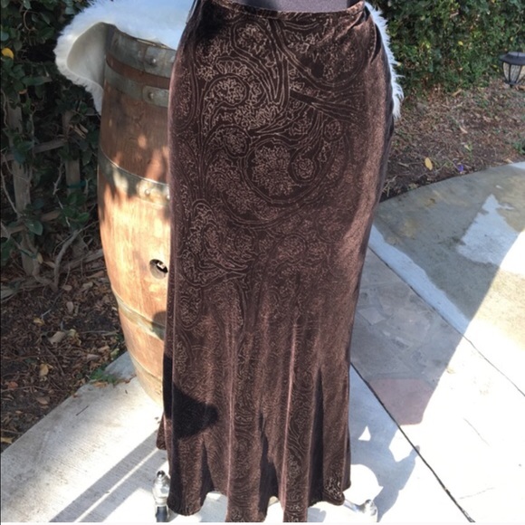 48HOUR SALE 🎀Ralph Lauren Velvet Skirt🎀 - Picture 2 of 4