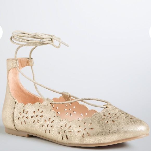 Torrid Cutout Lace-up Flats - NWT