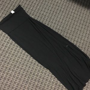 Black maxi skirt that can also be a dress!