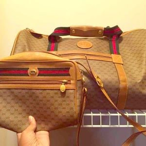 ⚠️⚠️Vintage⚠️⚠️ Gucci purse only!!!