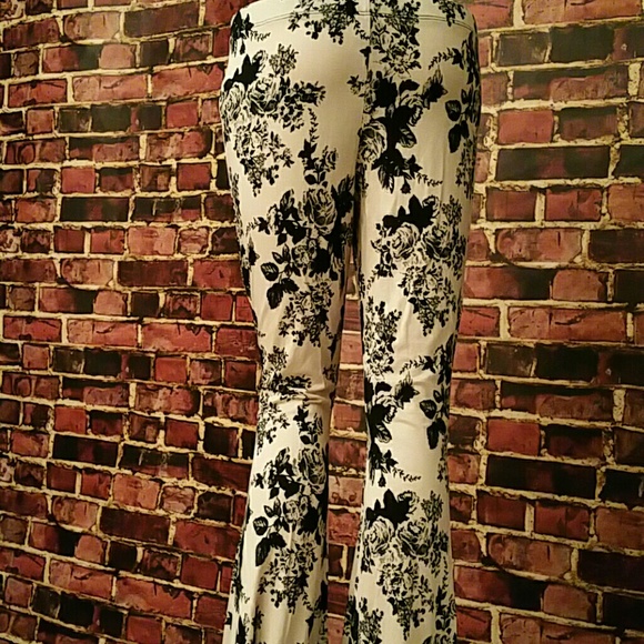 Vintage Floral Palazzo Pants - Picture 2 of 4