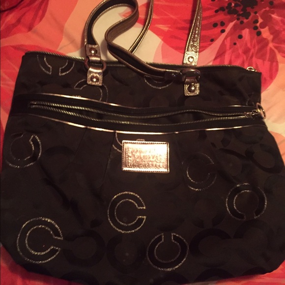 Large Coach Poppy tote
