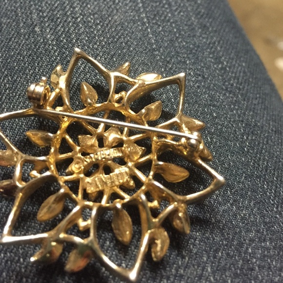 Sarahon canoa broach - Picture 3 of 4