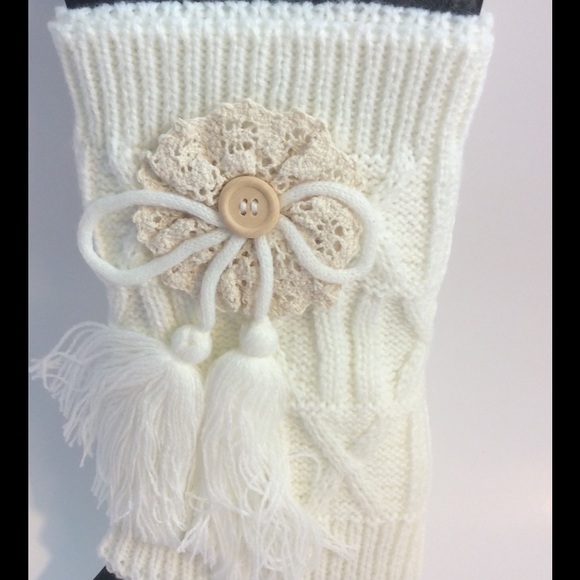 Off White Boot Cuff - Picture 3 of 3