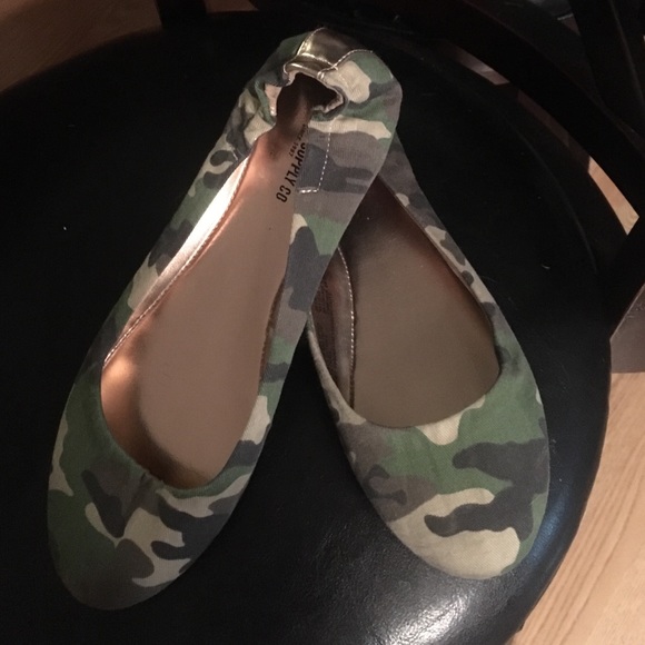 Mossimo women's sz 8.5 ballet flats