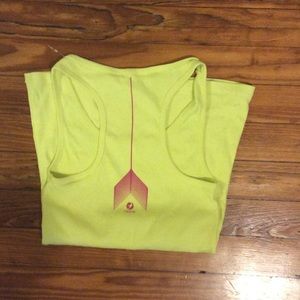 Oiselle tank