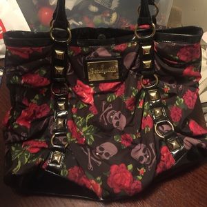 Betsy Johnson skull purse