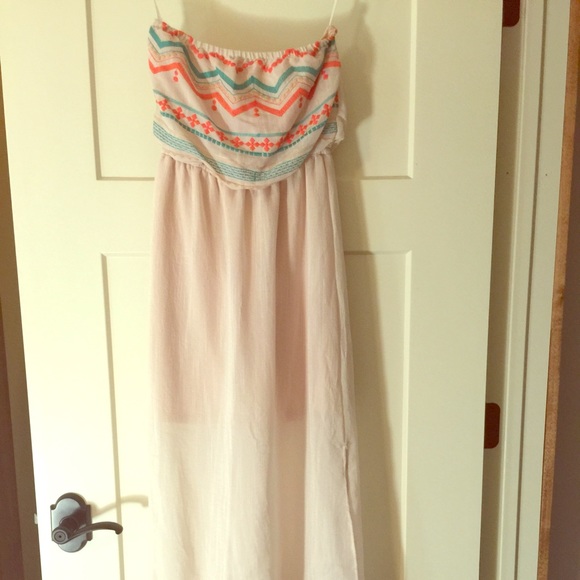 Strapless maxi dress