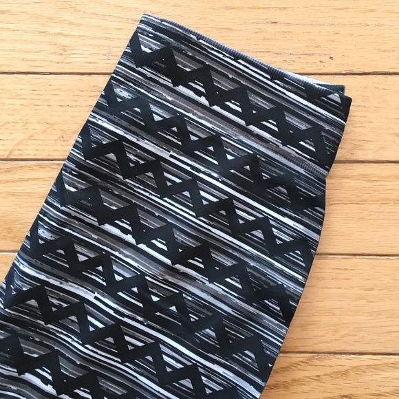 2/$5 * Black Chevron Gray/White Stripes Leggings
