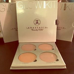 Anastasia Beverly Hills Gleam Kit