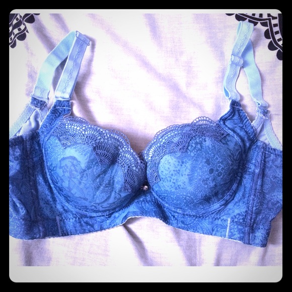 Beautiful Blue Lace Wide Bra
