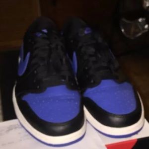 Air Jordan 1 Royal Lows