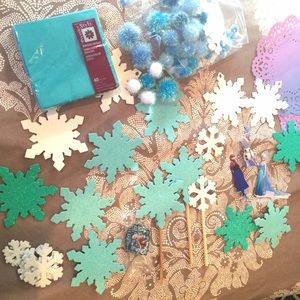 Girls Frozen birthday party bundle with GIFT!!