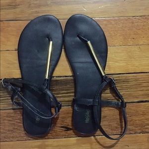 Dolce Vita archer strap Sandals size 6