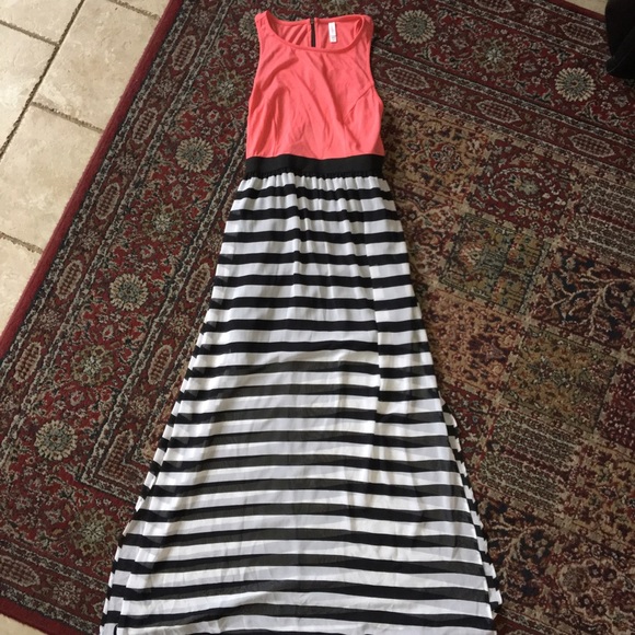 Hot pink with black and white stripped skirt maxi - Picture 1 of 3