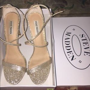 Brand new Steve Madden size 10