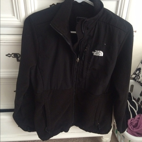 Black north face - Picture 1 of 2
