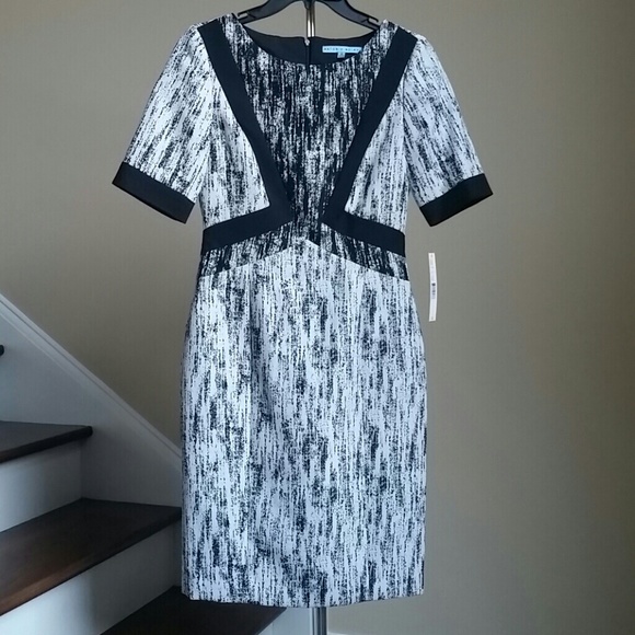 ✨LAST✨ ANTONIO MELANI DRESS - Picture 5 of 8