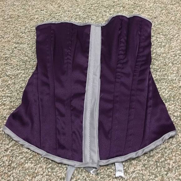 💁🏻 CR Reversible Corset