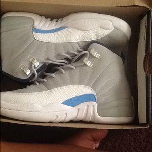 Jordan 12's
