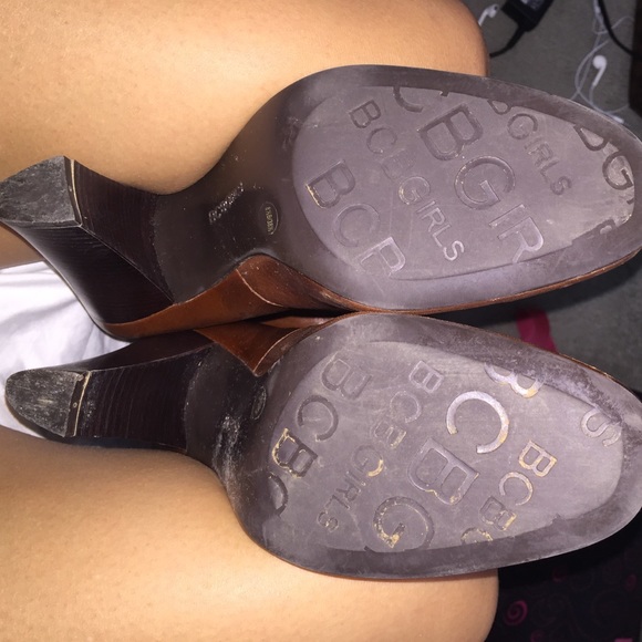 Used BCBG Girl leather boots - Picture 3 of 4