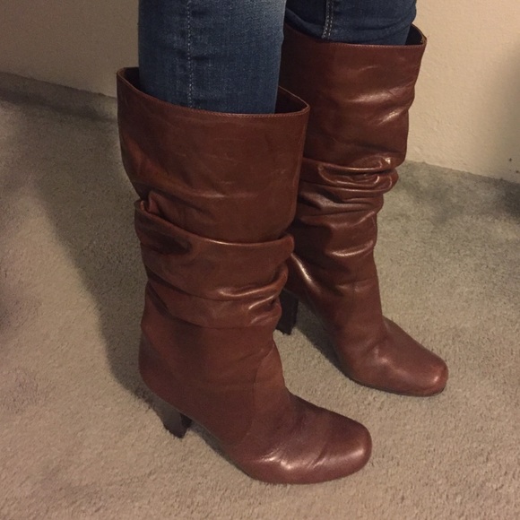 Used BCBG Girl leather boots - Picture 4 of 4