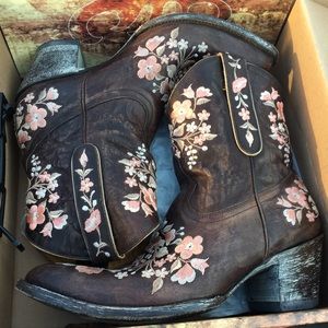 Old Gringo- Pink Floral Boots size 9