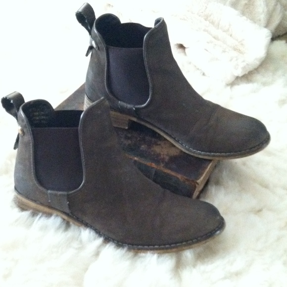 Steve Madden leather ankle boots