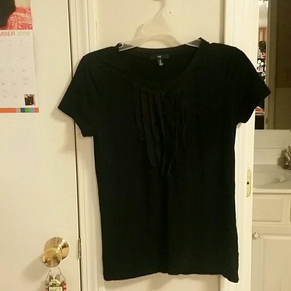 Gap tee shirt - size Medium.