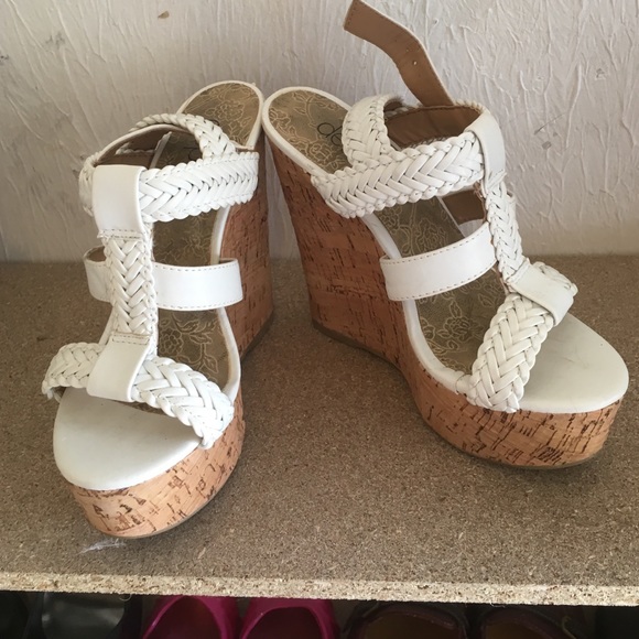 White wedges
