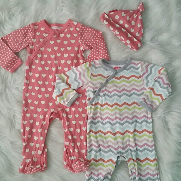 🚫SOLD Skip hop footie bundle