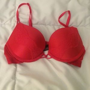 Red Victoria's Secret bombshell bra
