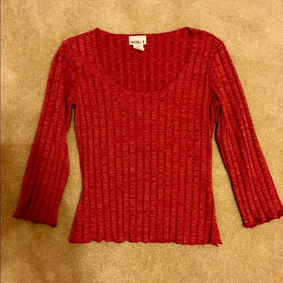 Perfect Holiday Top - Picture 2 of 2