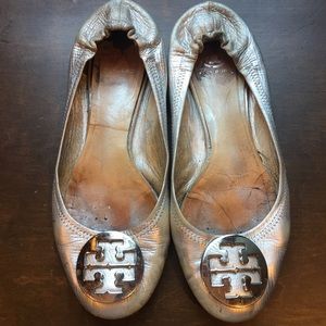 Silver Tory burch flats
