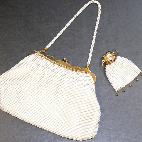 Vintage Whiting & Davis Mesh Purse - Picture 2 of 8