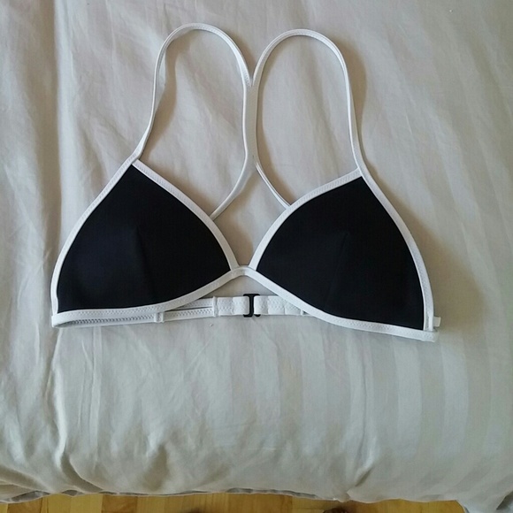 Teenie triangle VS top