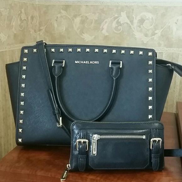 Michael Kors large studded Selma