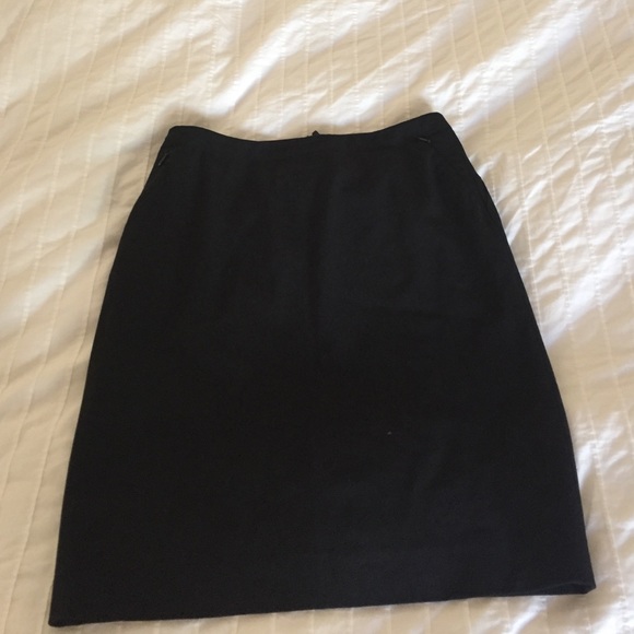 Escada skirt (Euro size 36- approx size 2 US)