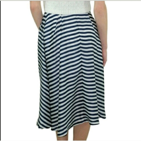 🆕Relished Blue &White Midi Skirt - Picture 3 of 3