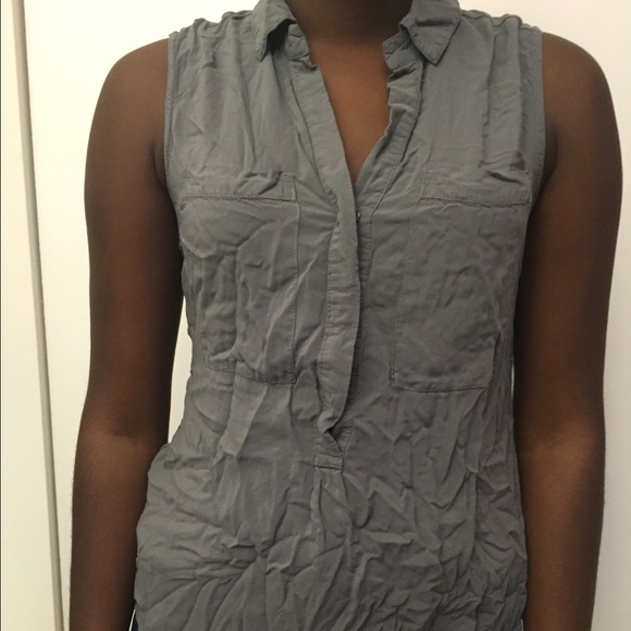 Grey sleeveless Blouse - Picture 1 of 2