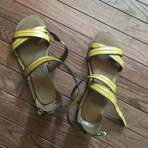 Clarks flat sandals