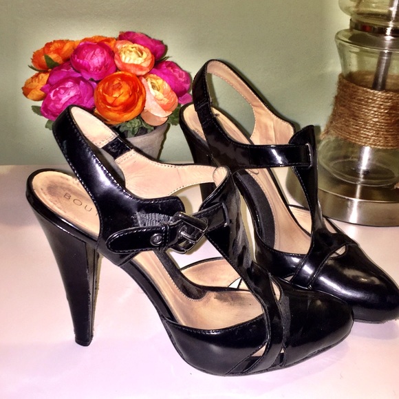 Boutique 9 Black Pumps