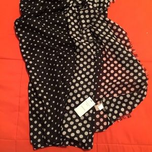 Banana Republic Polka Dots Pashmina / OS scarf