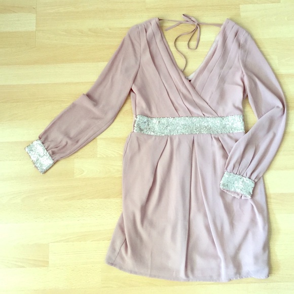 Mauve mini dress with gold sequins - Picture 1 of 5