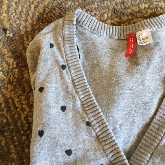 Heart cardigan! 💙💙💙