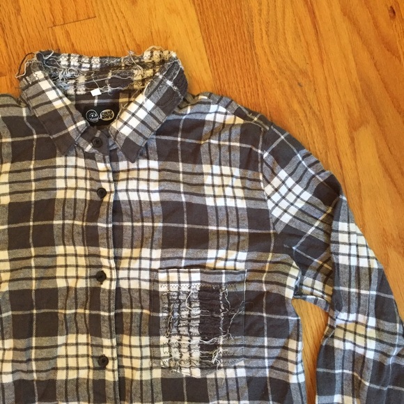 Cheap Monday Distressed LS Buttonup - Picture 3 of 4