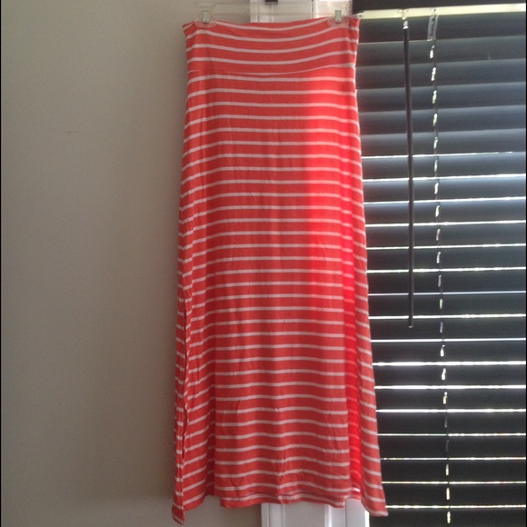 Charlotte Russe Maxi Skirt - Picture 1 of 1