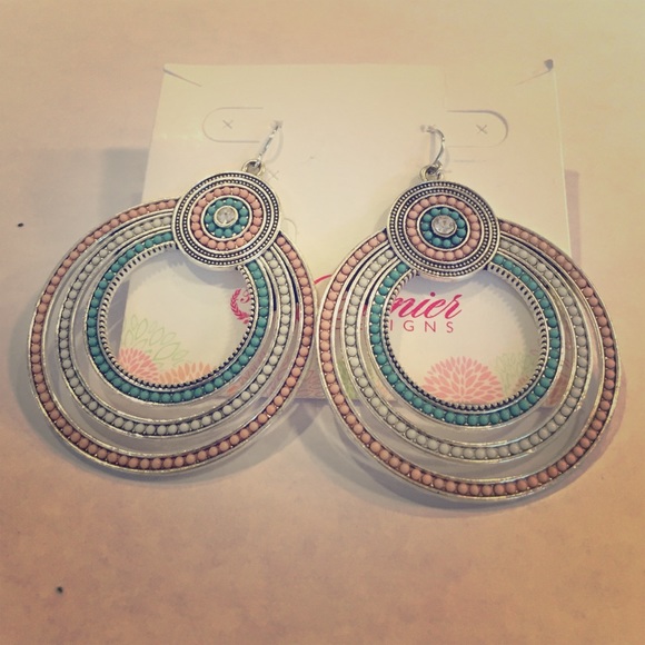 Premier Designs Earrings