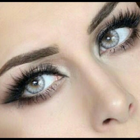 ISO Desio lens innocent white and creamy beige